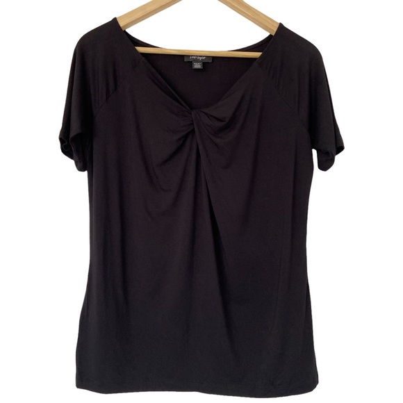 LORD & TAYLOR BLACK SHORT SLEEVE TSHIRT WITH TWIST DETAIL AT NECKLINE, MEDIUM - Picture 1 of 5